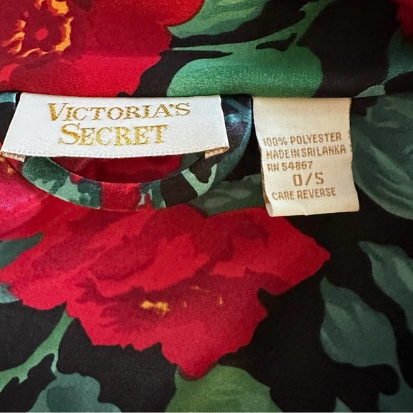 Victoria’s Secret Red Green Floral Gold Label Kimono Robe - Picture 8 of 9